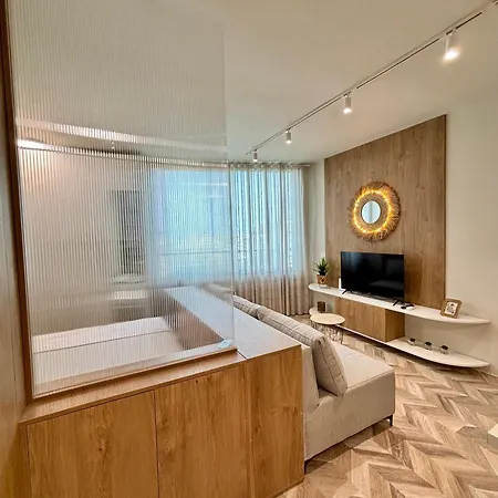 Retreat-b Apartamento Durrës